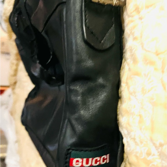 Authentic Gucci leather zippered tote - Picture 10 of 12